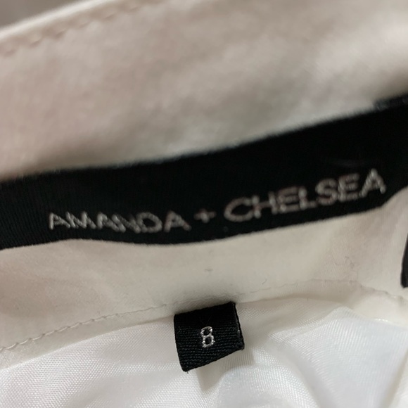 Feminine Amanda and Chelsea White Skirt size 8 - Picture 11 of 13